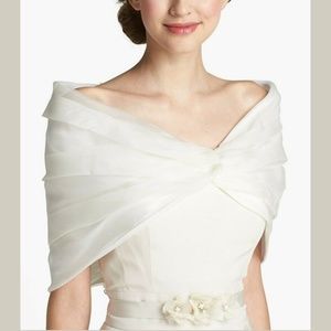 NEW $195 Bernie of New York Organza Stole in Ivory‎ [SZ One Size ]